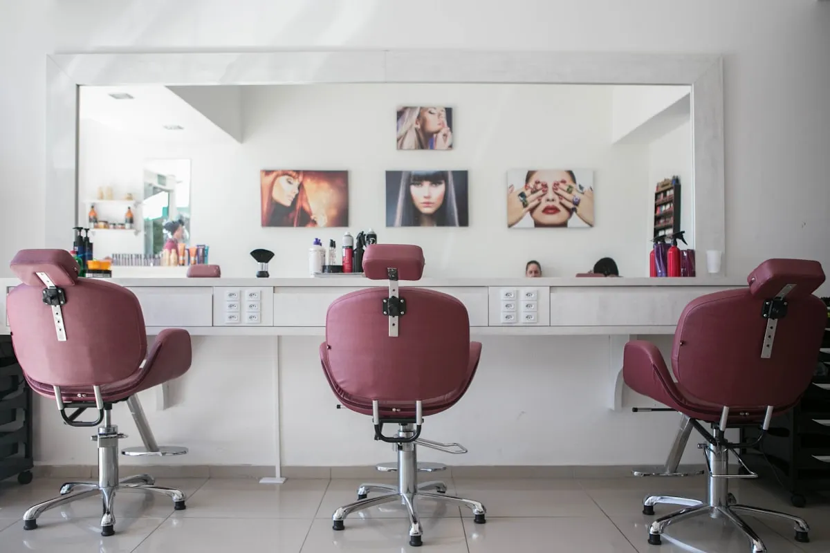 Premium Salon-Ambiente